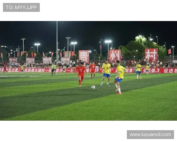 足球队23号球星闪耀赛场 用实力征服球迷的热血故事